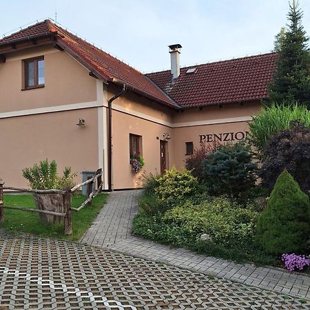 Penzion U Stoly Usilne Zewnętrze zdjęcie