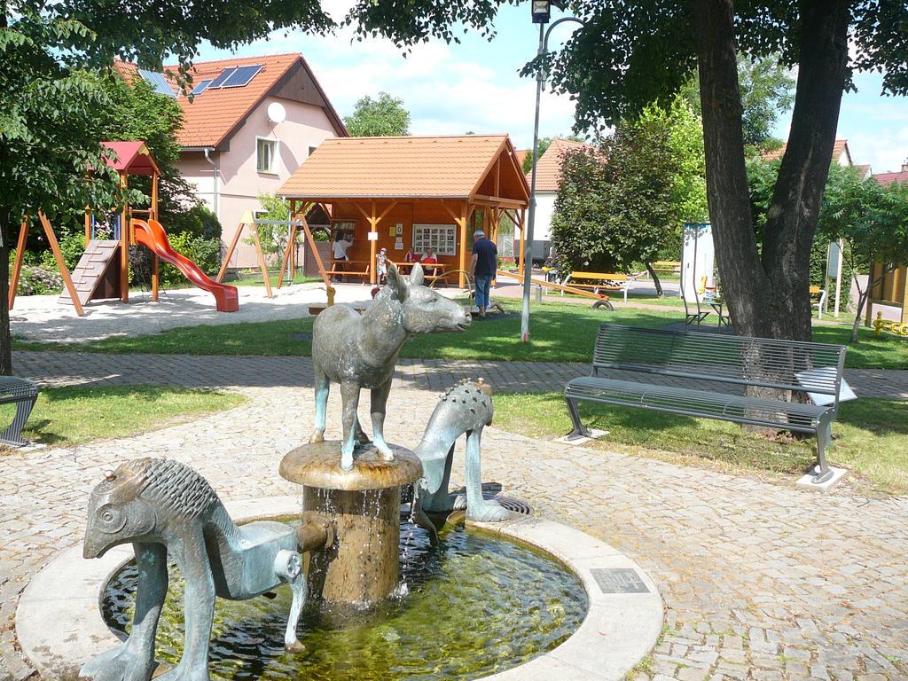Penzion U Stoly Usilne Zewnętrze zdjęcie